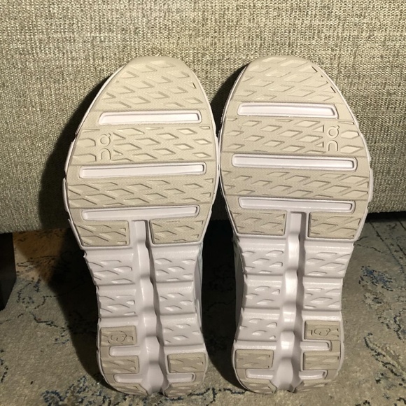 On Cloudtilt Sneakers in Sand lavender - Picture 8 of 9